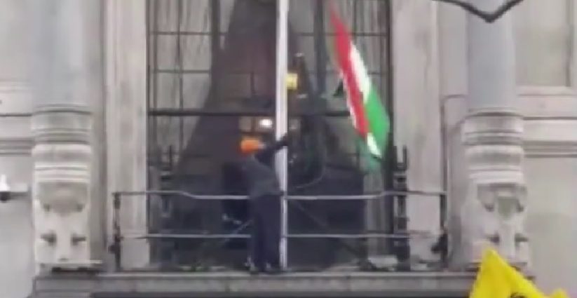 Khalistani supporters pull down Tricolour outside Indian High Commission in UK